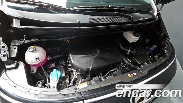 Hyundai Staria Modern, 2025 6