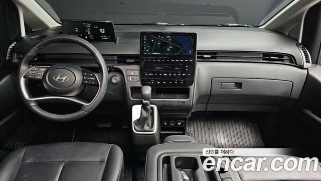 Hyundai Staria Modern, 2025 7