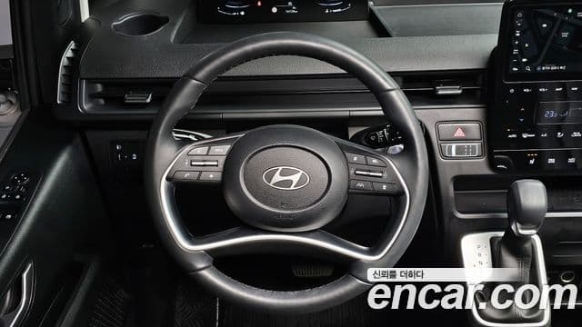 Hyundai Staria Modern, 2025 15