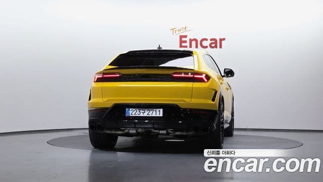 Lamborghini Urus 4.0 V8 SE, 2025 4