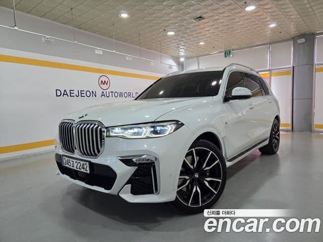 BMW X7 (G07) xDrive 40i M Sport 6인승, 2021 1