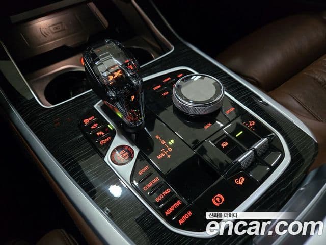 BMW X7 (G07) xDrive 40i M Sport 6인승, 2021 16