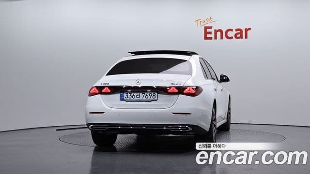 Mercedes-Benz E-класс W214 Exclusive, 2025 4