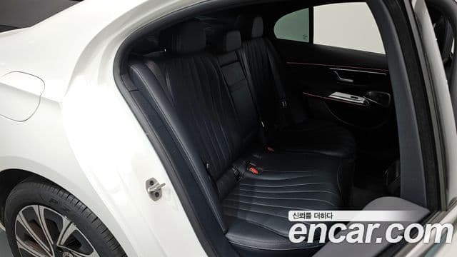 Mercedes-Benz E-класс W214 Exclusive, 2025 11