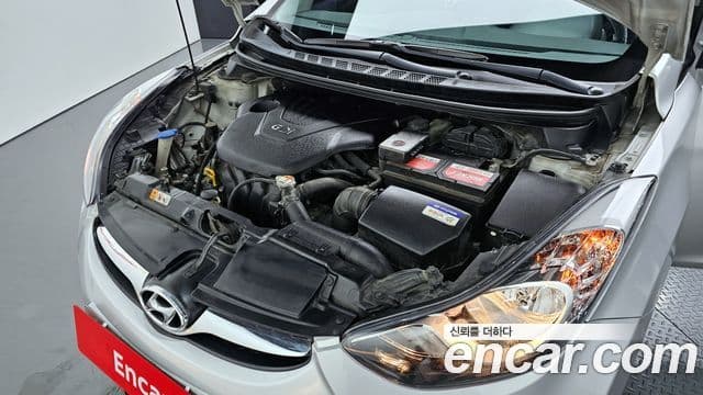 Hyundai Avante MD Luxury, 2012 6