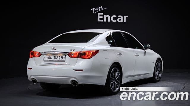 Infiniti Q50 Premium, 2016 2