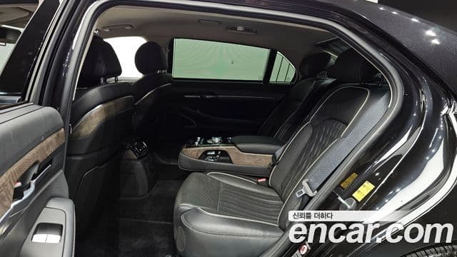 Genesis G90 Premium Luxury, 2019 12