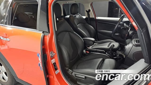 Mini Cooper 3세대, 2021 10