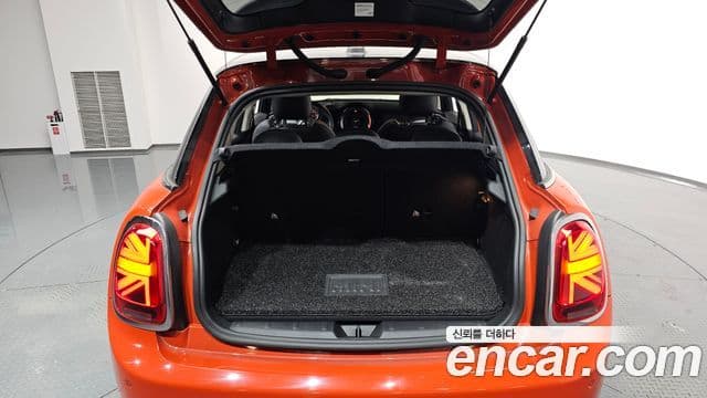 Mini Cooper 3세대, 2021 20