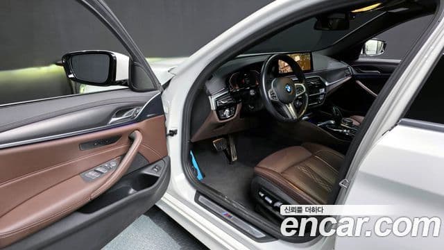 BMW 5시리즈 (G30) 523d M Sport, 2022 10