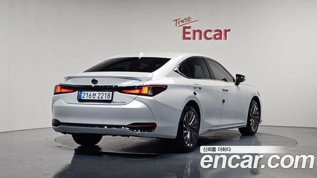 Lexus ES300h 7세대 Luxury Plus, 2026 2