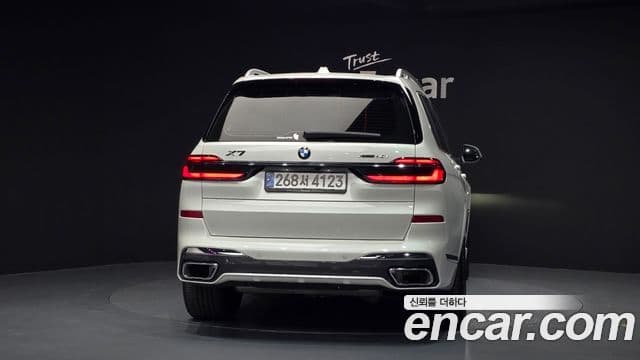 BMW X7 (G07) xDrive 40i M Sport 6인승, 2024 4