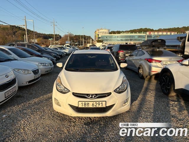 Hyundai Avante MD Premier, 2011 1