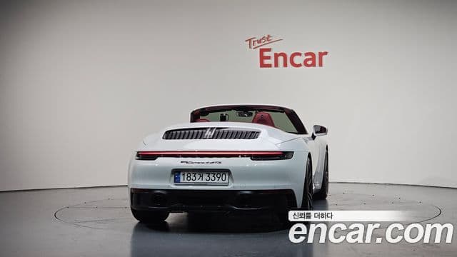 Porsche 911 (992) Carrera 4 GTS кабриолет, 2023 4