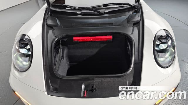 Porsche 911 (992) Carrera 4 GTS кабриолет, 2023 6