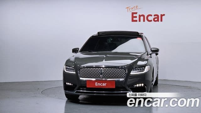Lincoln Continental 10세대 3.0 Presidential AWD, 2017 3