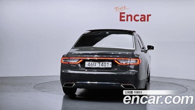 Lincoln Continental 10세대 3.0 Presidential AWD, 2017 4