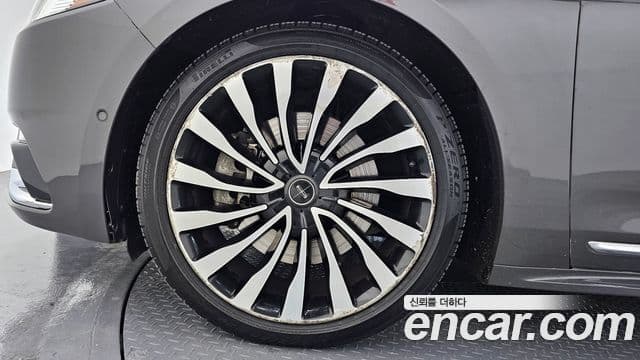 Lincoln Continental 10세대 3.0 Presidential AWD, 2017 все фото