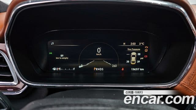 Lincoln Continental 10세대 3.0 Presidential AWD, 2017 8