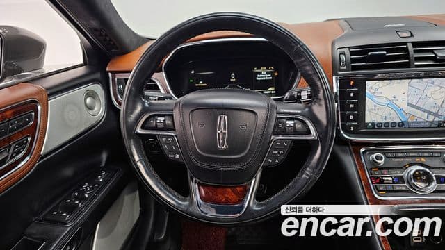 Lincoln Continental 10세대 3.0 Presidential AWD, 2017 13