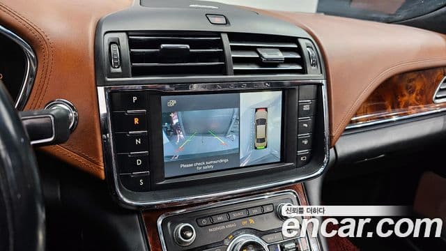 Lincoln Continental 10세대 3.0 Presidential AWD, 2017 16