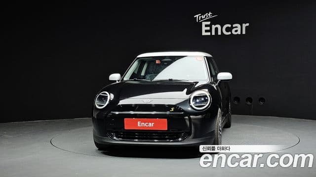 Mini Cooper Электрический (Electric) 4세대 SE Classic, 2024 1