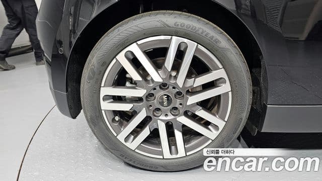 Mini Cooper Электрический (Electric) 4세대 SE Classic, 2024 все фото