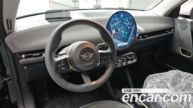 Mini Cooper Электрический (Electric) 4세대 SE Classic, 2024 7