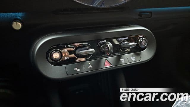 Mini Cooper Электрический (Electric) 4세대 SE Classic, 2024 9