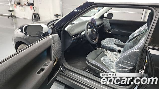 Mini Cooper Электрический (Electric) 4세대 SE Classic, 2024 10
