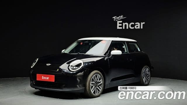 Mini Cooper Электрический (Electric) 4세대 SE Classic, 2024 1