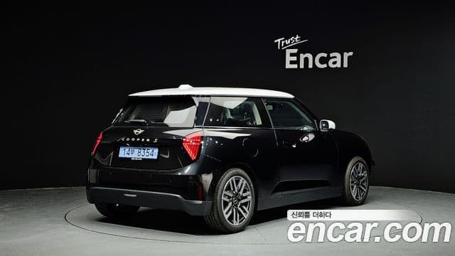 Mini Cooper Электрический (Electric) 4세대 SE Classic, 2024 2