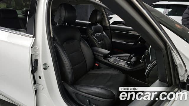 Hyundai Grandeur IG гибрид Premium, 2018 10