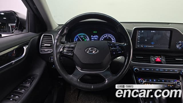 Hyundai Grandeur IG гибрид Premium, 2018 13