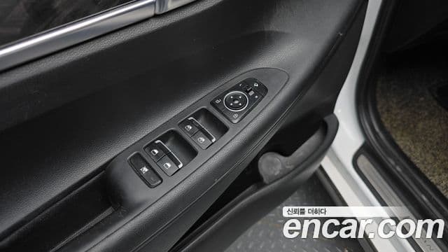 Hyundai Grandeur IG гибрид Premium, 2018 17