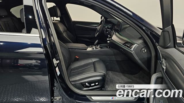 BMW 5시리즈 (G30) 520i M Sport, 2023 11