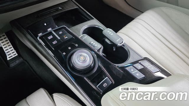 Kia K8 Signature, 2022 9