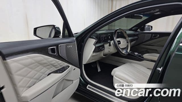 Kia K8 Signature, 2022 10