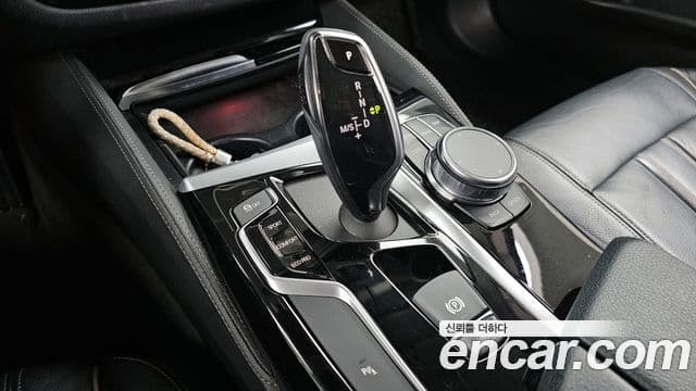 BMW 5시리즈 (G30) Luxury, 2019 9