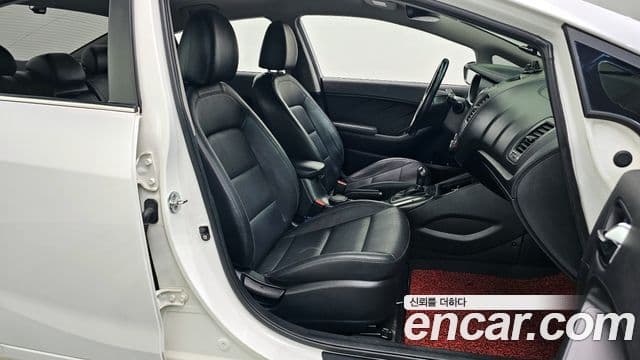 Kia K3 Prestige, 2015 10