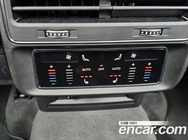 Audi Q8 (4M) Premium, 2023 16