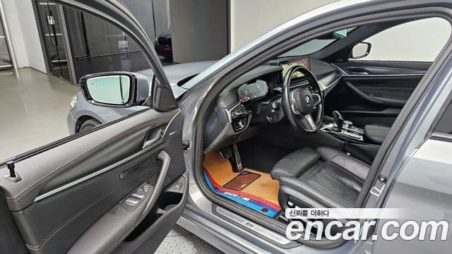 BMW 5시리즈 (G30) 520i M Sport, 2023 10
