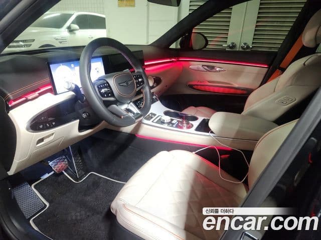 Genesis GV70, 2025 6