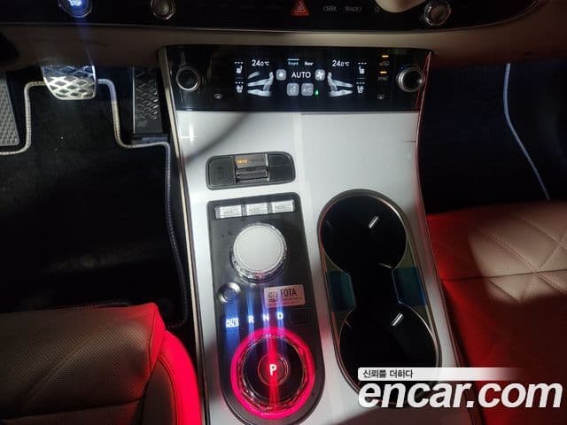 Genesis GV70, 2025 10