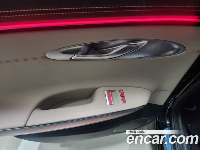 Genesis GV70, 2025 16