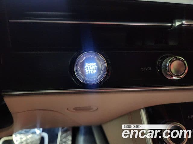 Genesis GV70, 2025 18