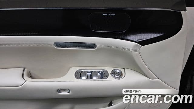 Genesis G90 (RS4) бензин 3.5 турбо AWD, 2023 18