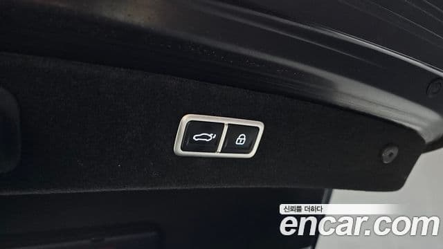 Genesis G90 (RS4) бензин 3.5 турбо AWD, 2023 20