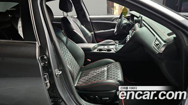 Genesis G70 Sport пакет, 2019 10