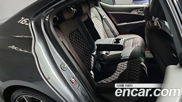 Genesis G70 Sport пакет, 2019 12